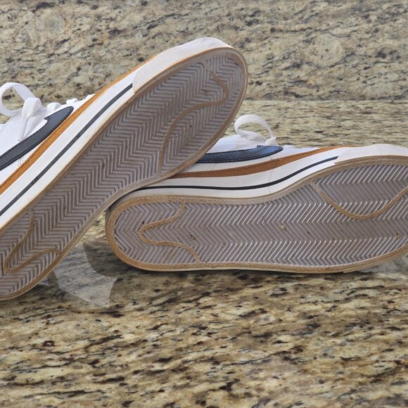 Nike Court Legacy Sz 7 Sneakers Shoes Womens - Picture 2 of 6